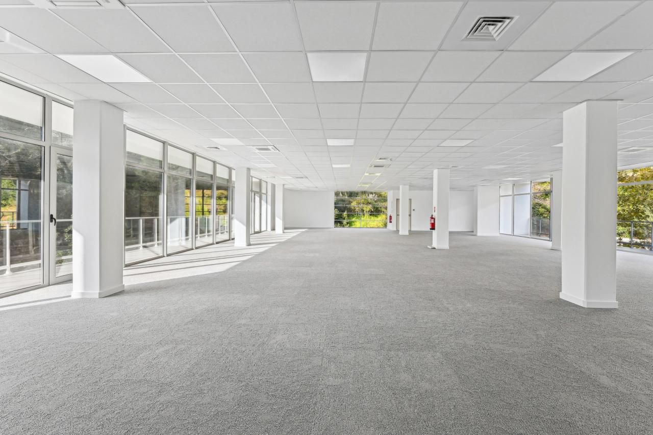 Location bureau Sophia Antipolis Alpes-Maritimes OLBUR2308125 6