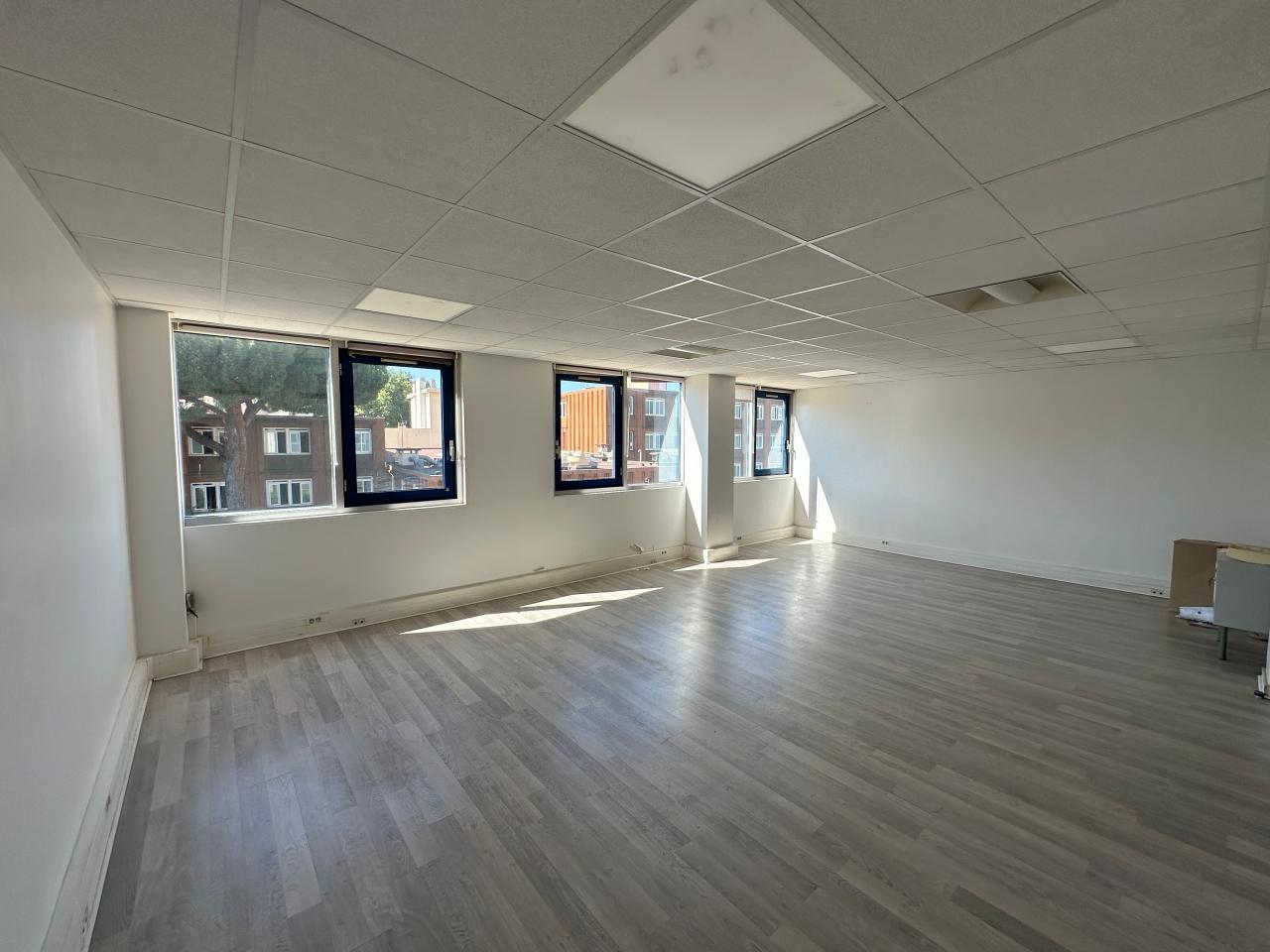 Location bureau Nice Alpes-Maritimes AOLBUR2424249_2 3