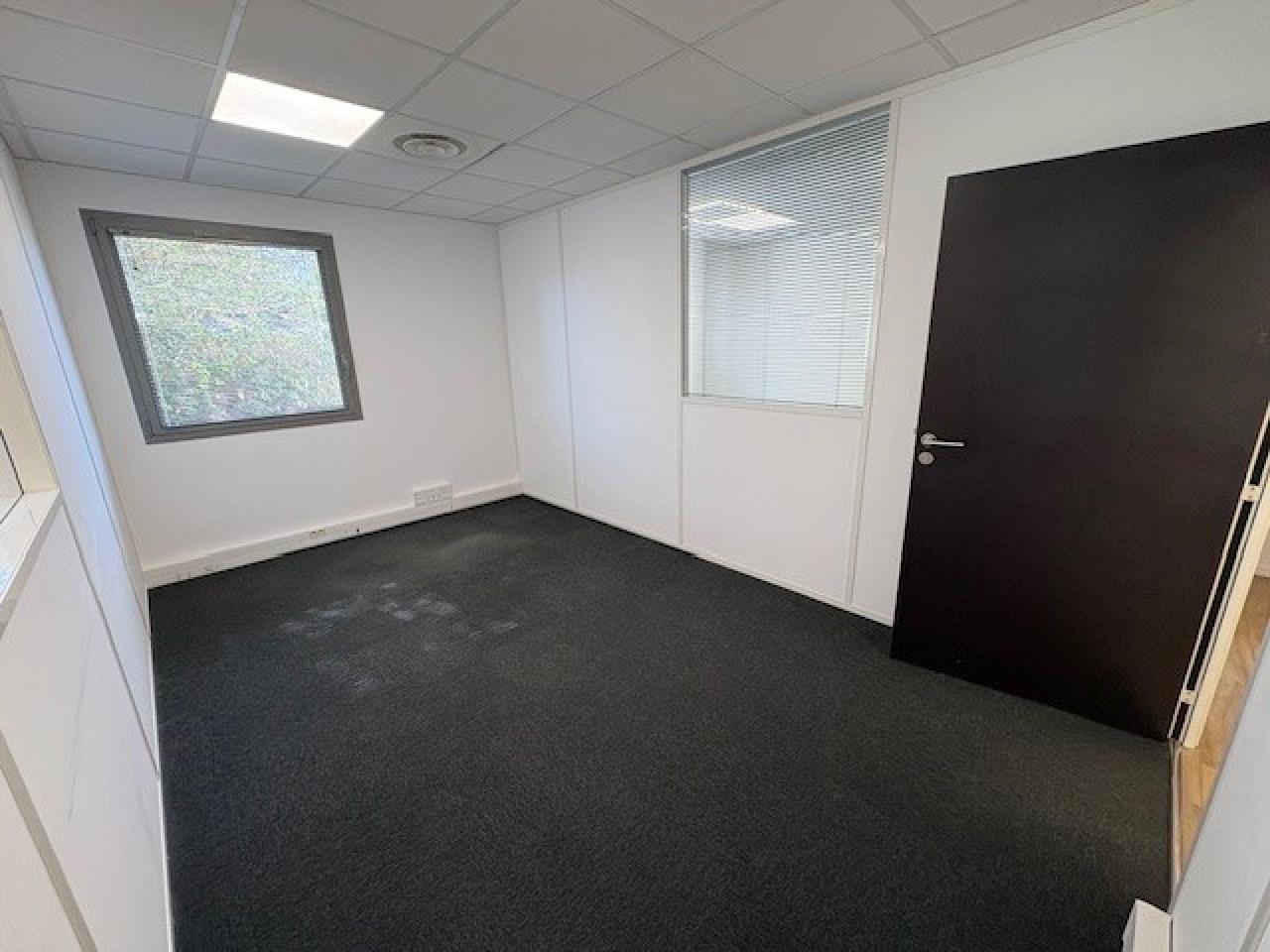 Location bureau Aix-en-Provence Bouches-du-Rhône OLBUR2537075 10
