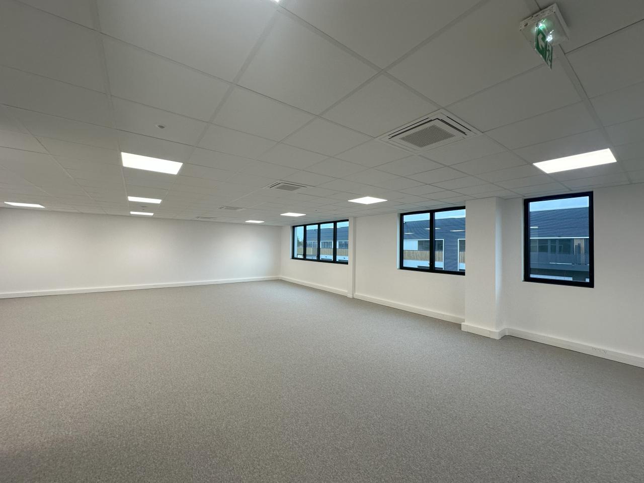 Location local d'activité Chalifert Seine-et-Marne OLACT2203893 4