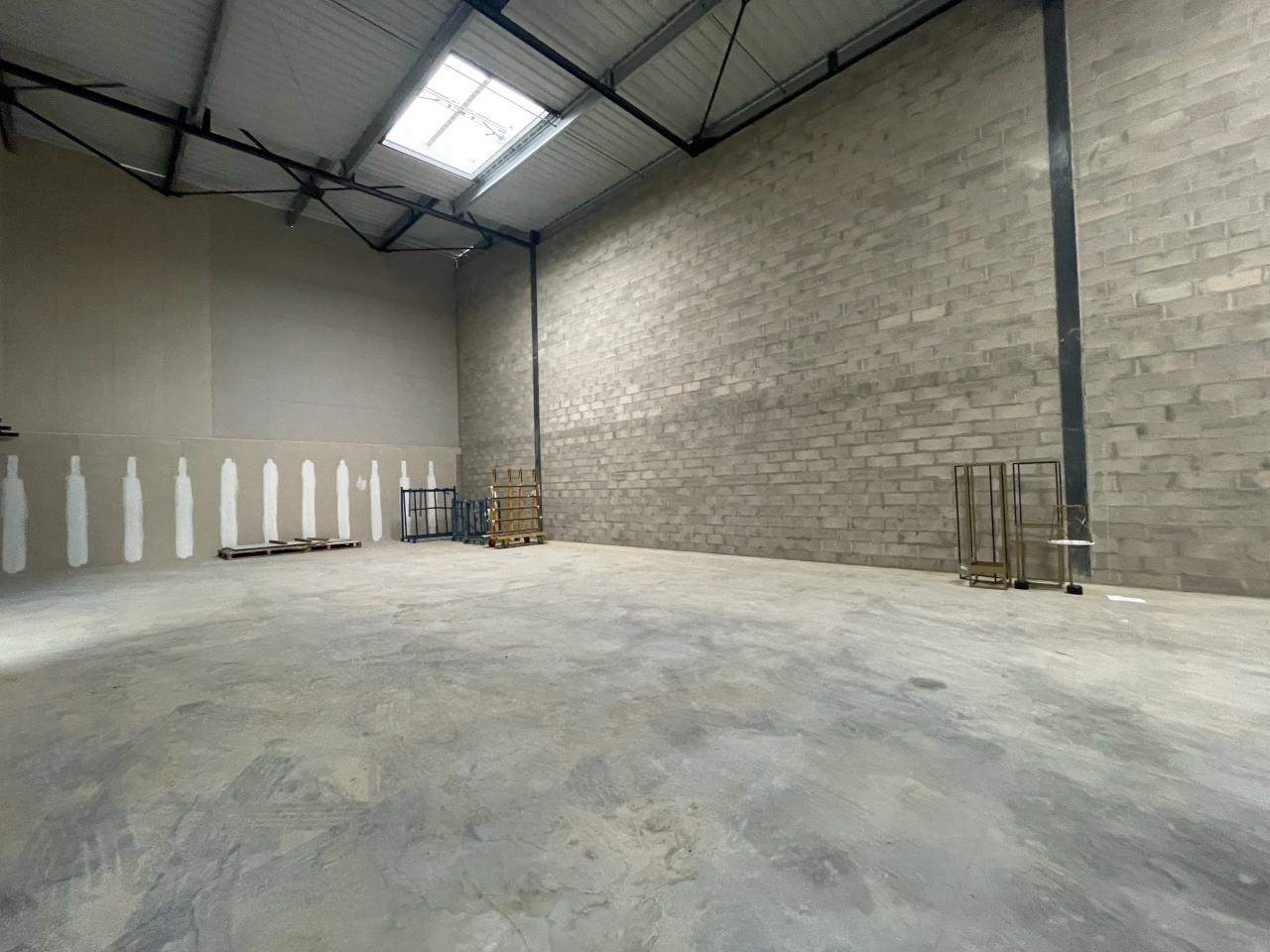 Location local d'activité Tigery Essonne OLACT2427281 3