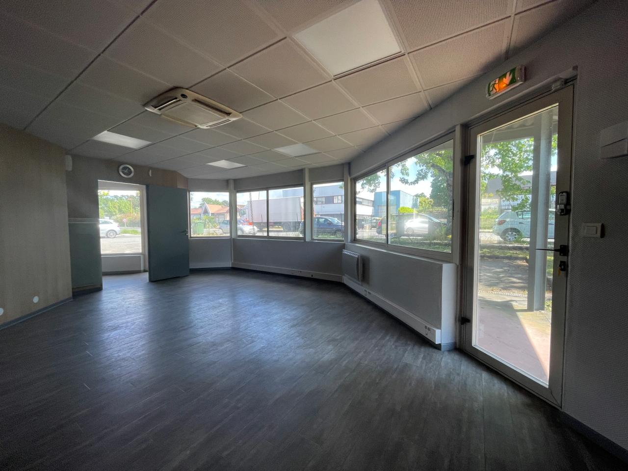 Location local d'activité Gradignan Gironde OLACT2532044 19