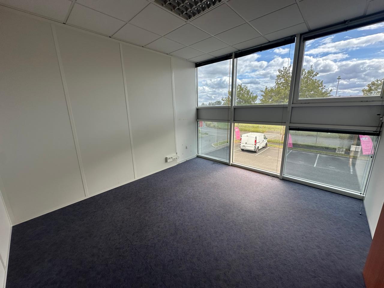 Location bureau Saint-Cyr-sur-Loire Indre-et-Loire OLBUR2642998 2