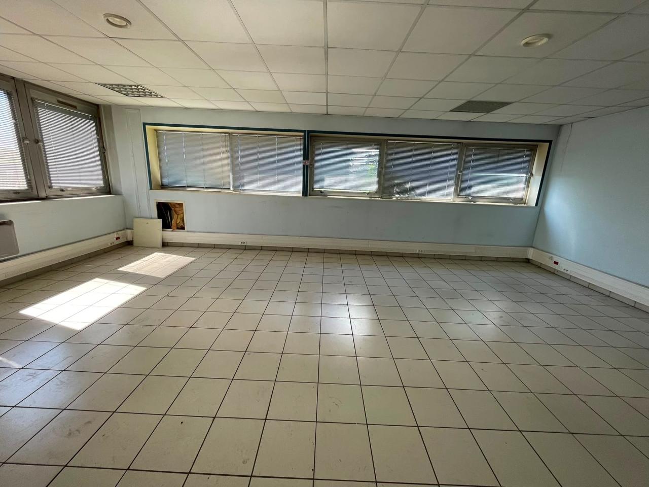 Vente local d'activité Lille Nord OVACT2642595 8