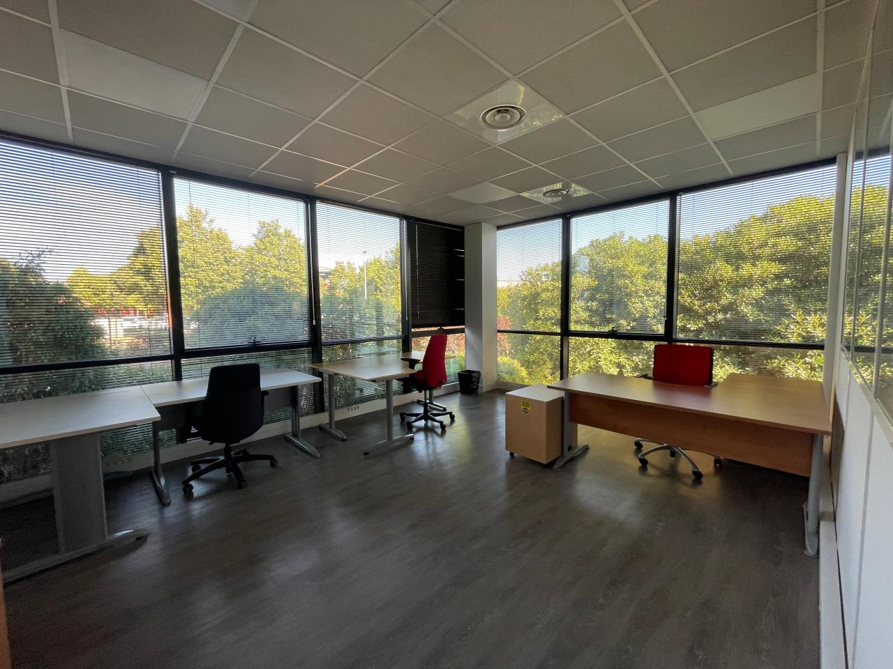 Location bureau Aix-en-Provence Bouches-du-Rhône OLBUR2314356 9