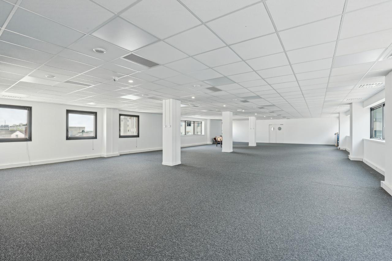 Location bureau Montigny-le-Bretonneux Yvelines OLBUR2423108 10