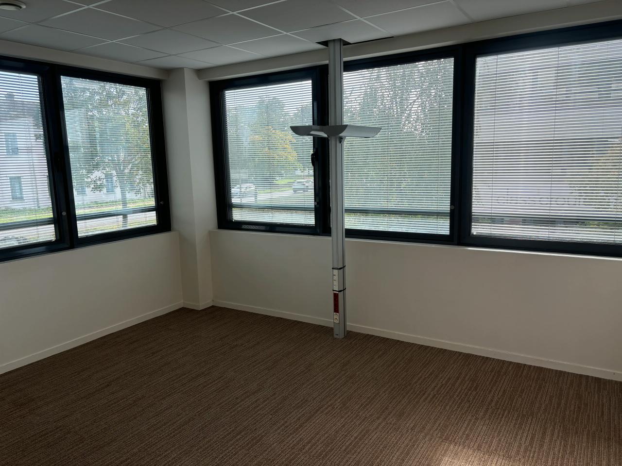 Location bureau Tours Indre-et-Loire OLBUR2424311 6