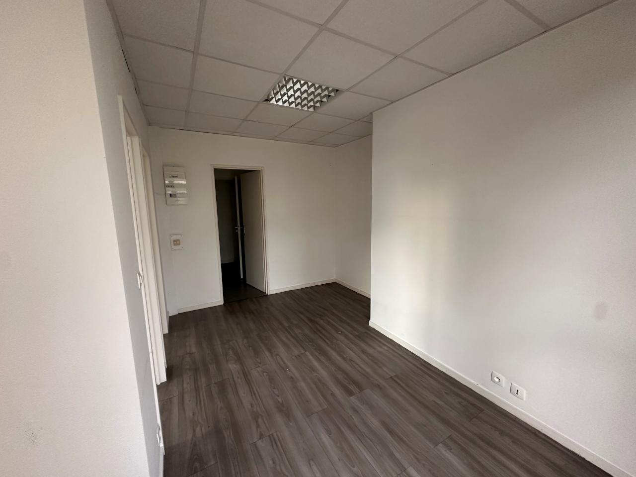 Location bureau Saint-Avertin Indre-et-Loire OLBUR2638231 3