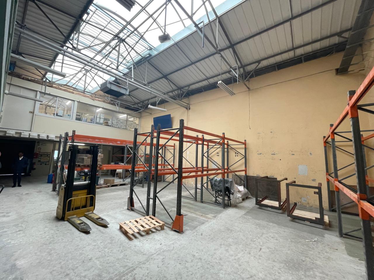 Vente local d'activité Nanterre Hauts-de-Seine OVACT2535408 1