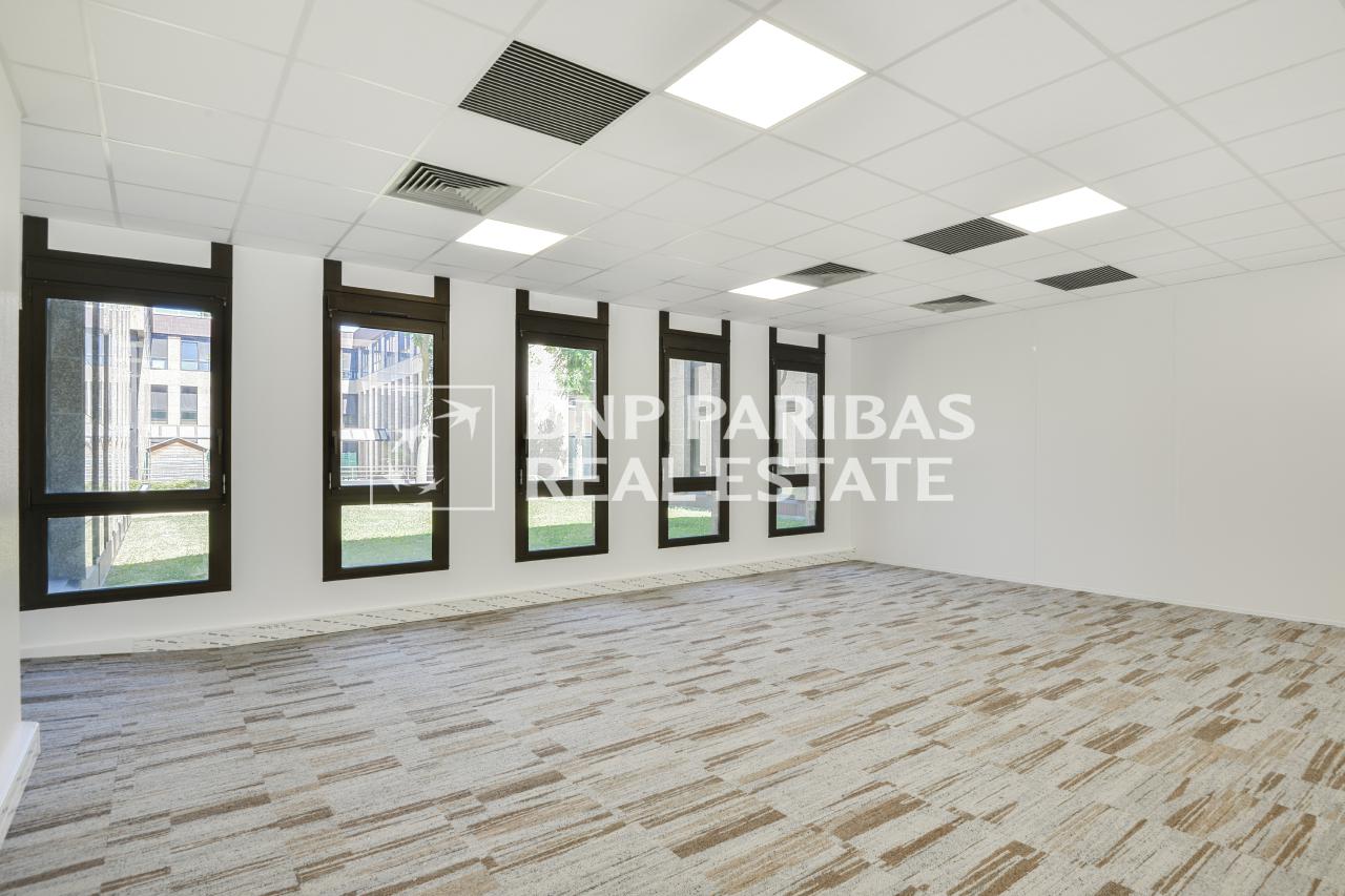 Location bureau Montigny-le-Bretonneux Yvelines OLBUR2103896 10