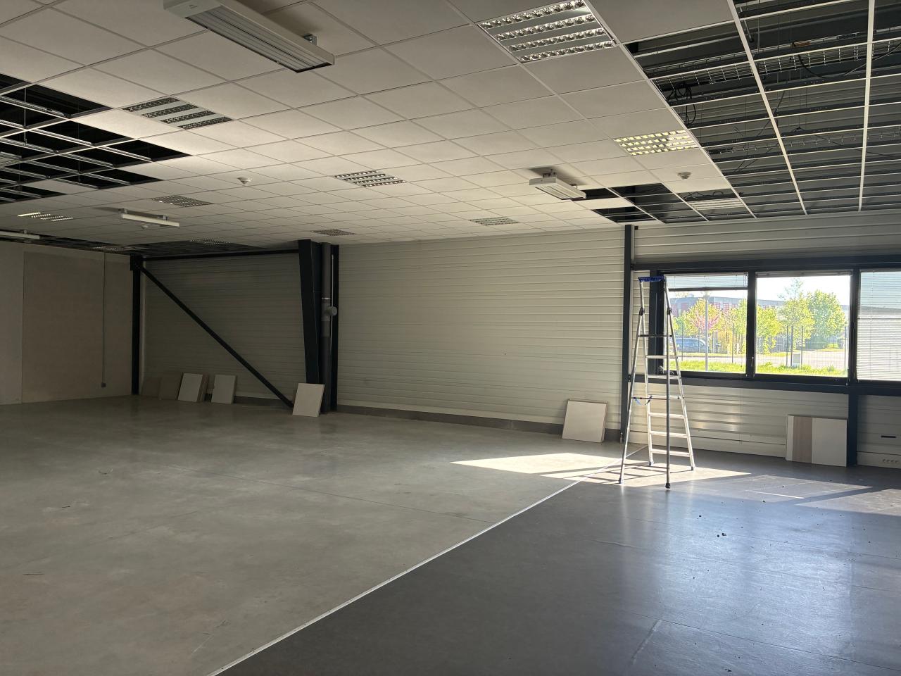 Location local d'activité Élancourt Yvelines OLACT2640675 8