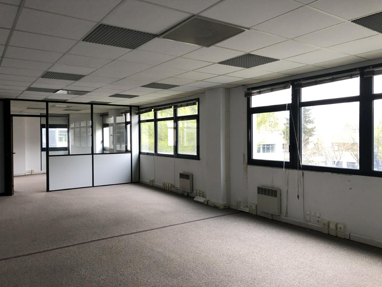 Location bureau Aix-en-Provence Bouches-du-Rhône OLBUR2115127 1