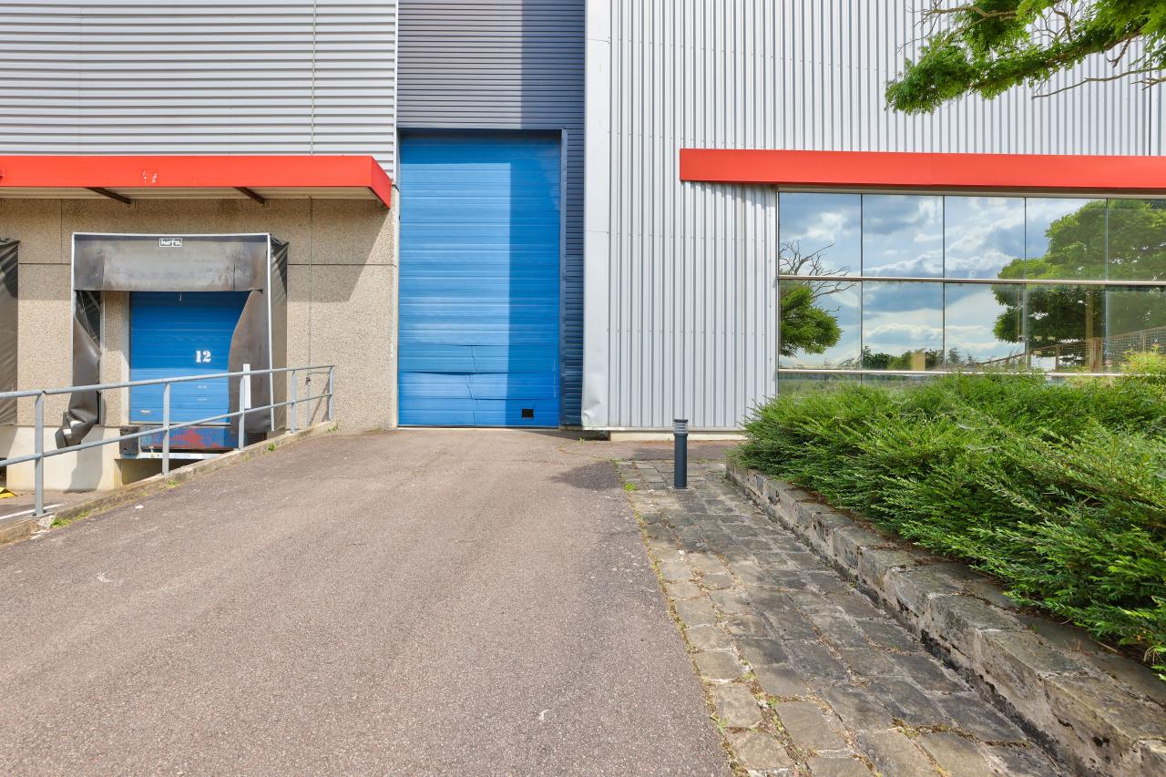Location entrepôt classe a Gargenville Yvelines OLLOG2423414 24