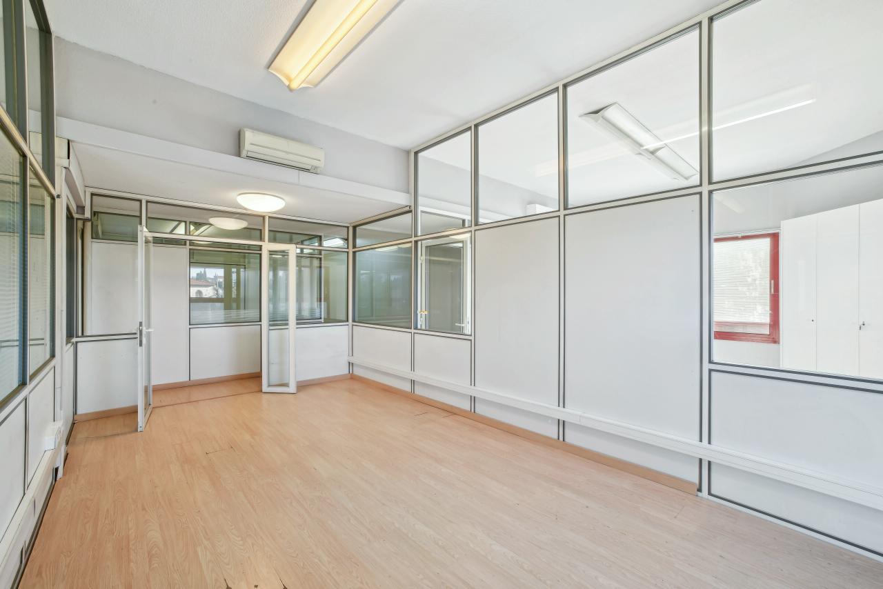 Vente bureau Saint-Laurent-du-Var Alpes-Maritimes OVBUR2530202 4