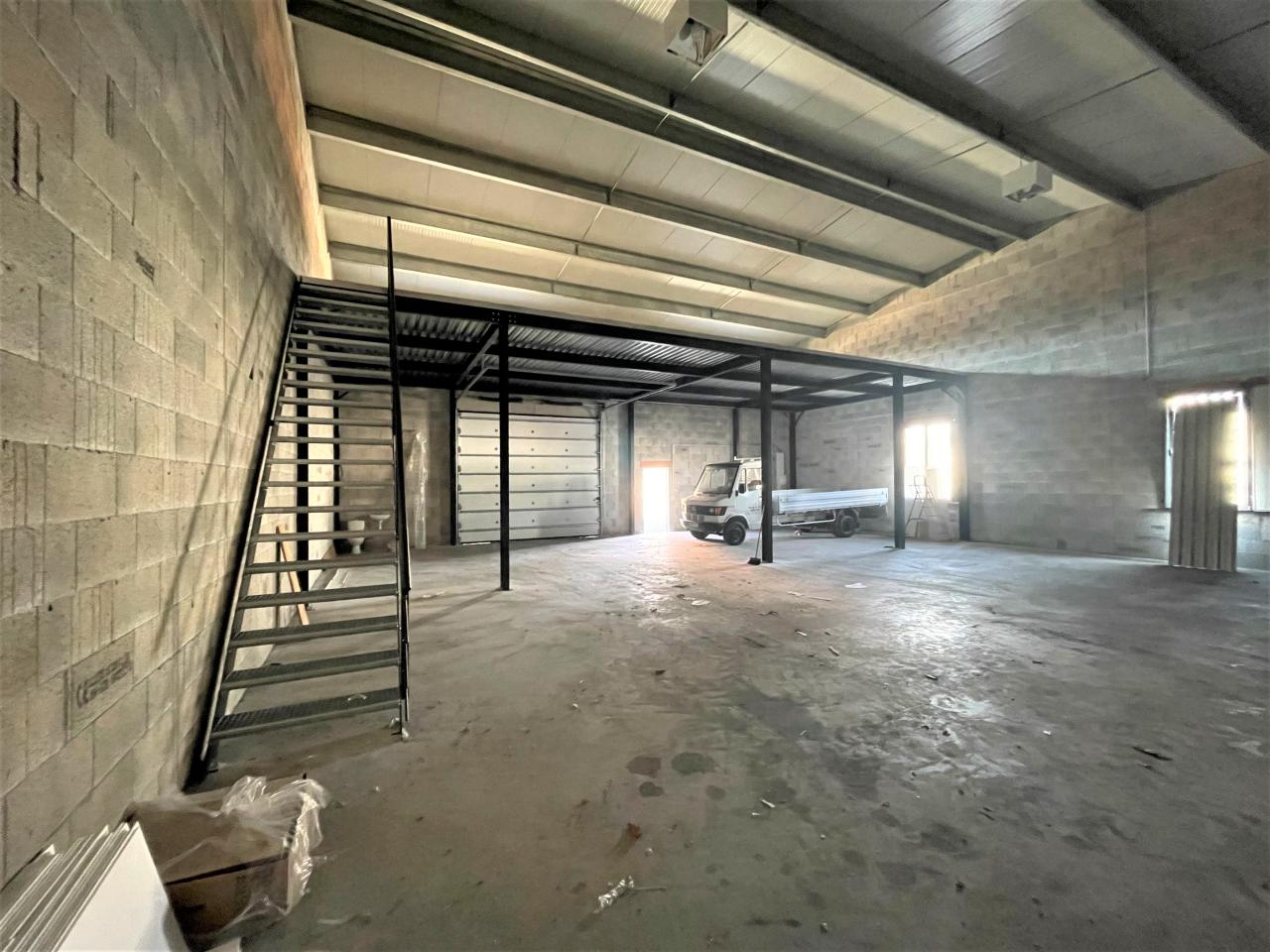 Vente local d'activité Cestas Gironde OVACT2427877 5