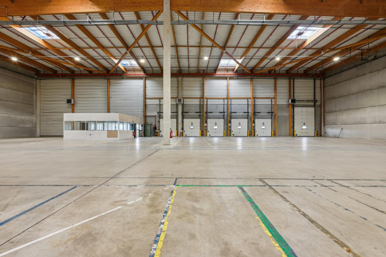 Location entrepôt classe a Brie-Comte-Robert Seine-et-Marne OLLOG2310439 5