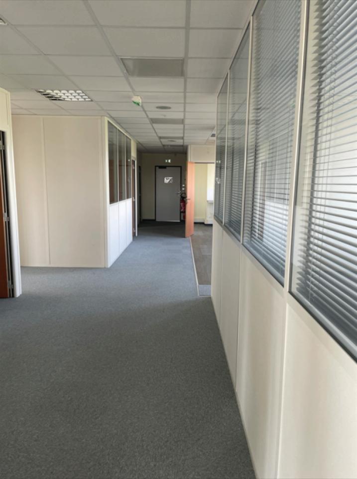 Location bureau Villefranche-sur-Saône Rhône OLBUR2109110 2