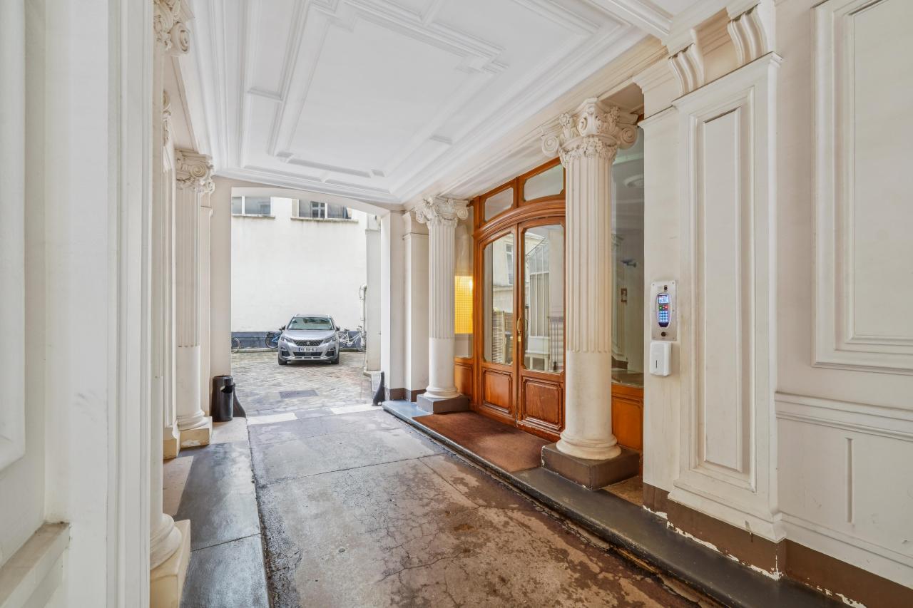 Location bureau Paris OLBUR2426151 1