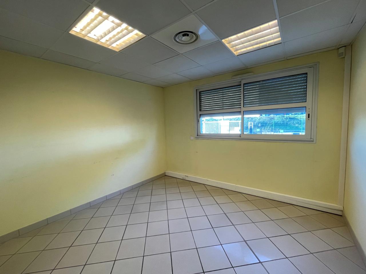 Location local d'activité Eysines Gironde OLACT2427548 18