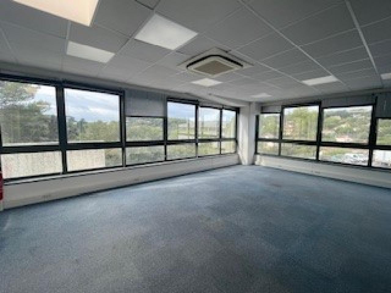 Location bureau Vallauris Alpes-Maritimes OLBUR2536530 4