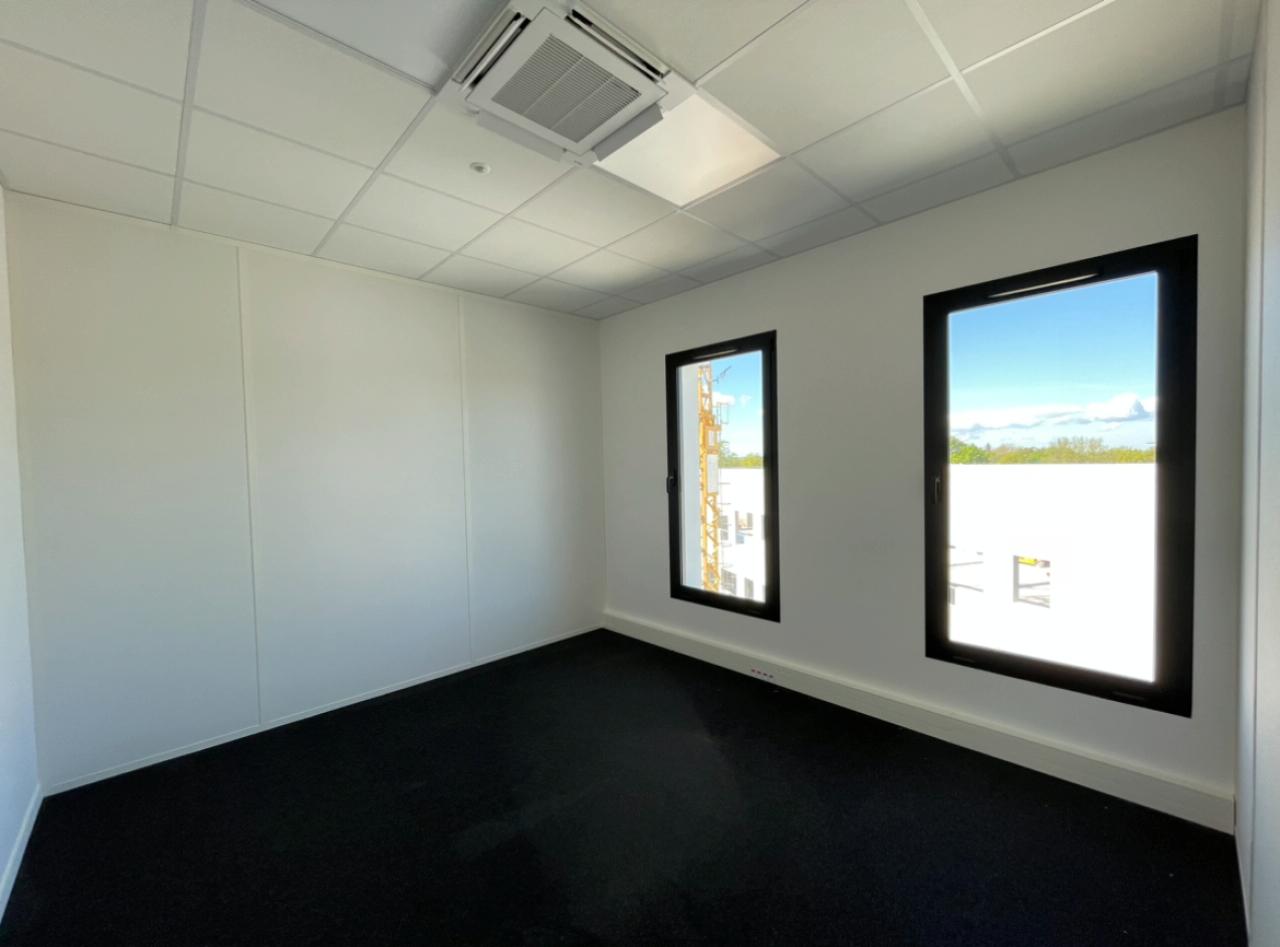 Location bureau Bruz Ille-et-Vilaine OLBUR2421151