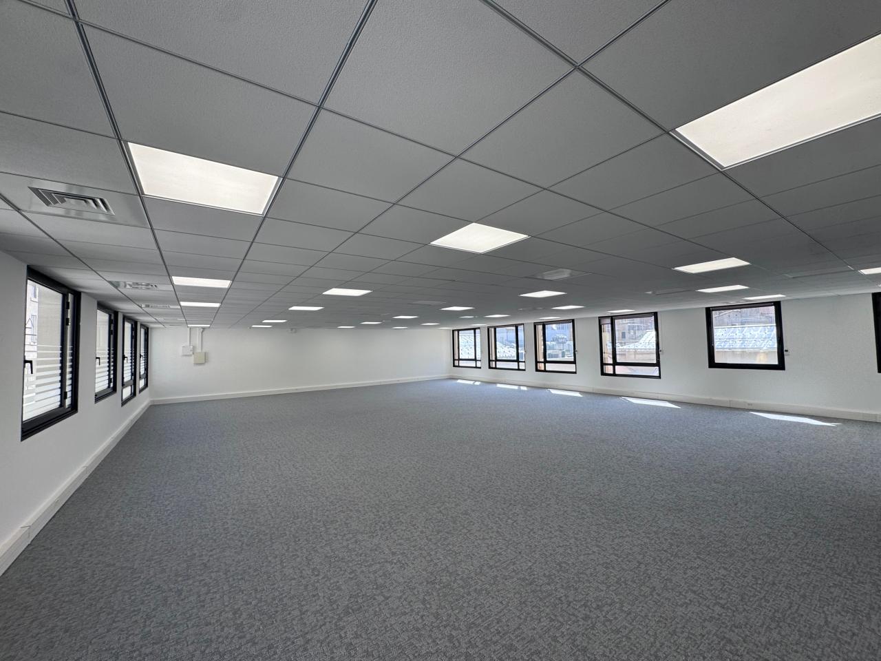 Location bureau Marseille Bouches-du-Rhône OLBUR2316991 1