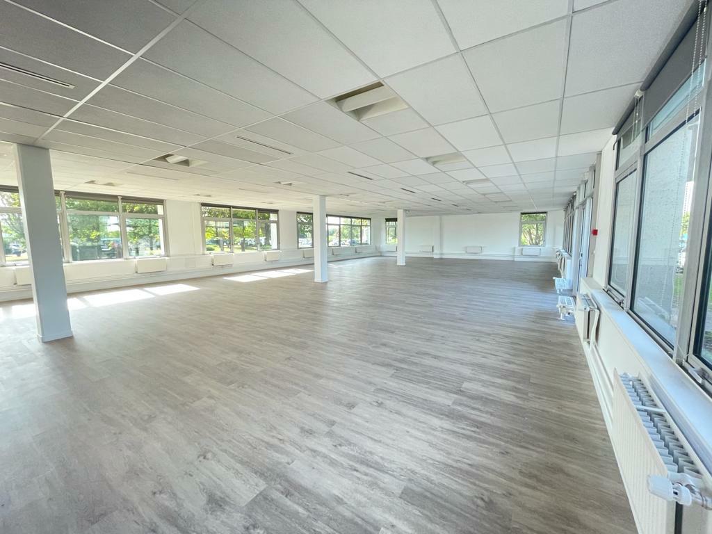 Location bureau Roissy-en-France Val-d'Oise OLBUR2117848 3