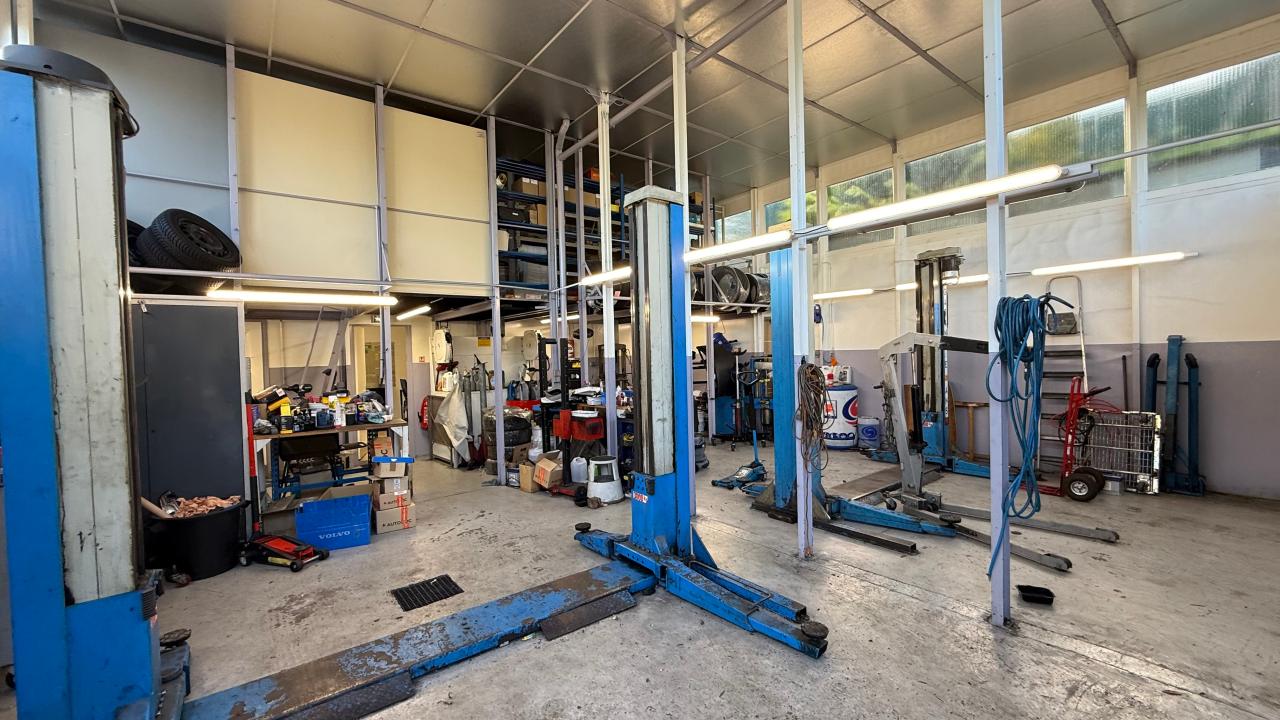 Vente local d'activité Fontenay-le-Fleury Yvelines OVACT2536447 1