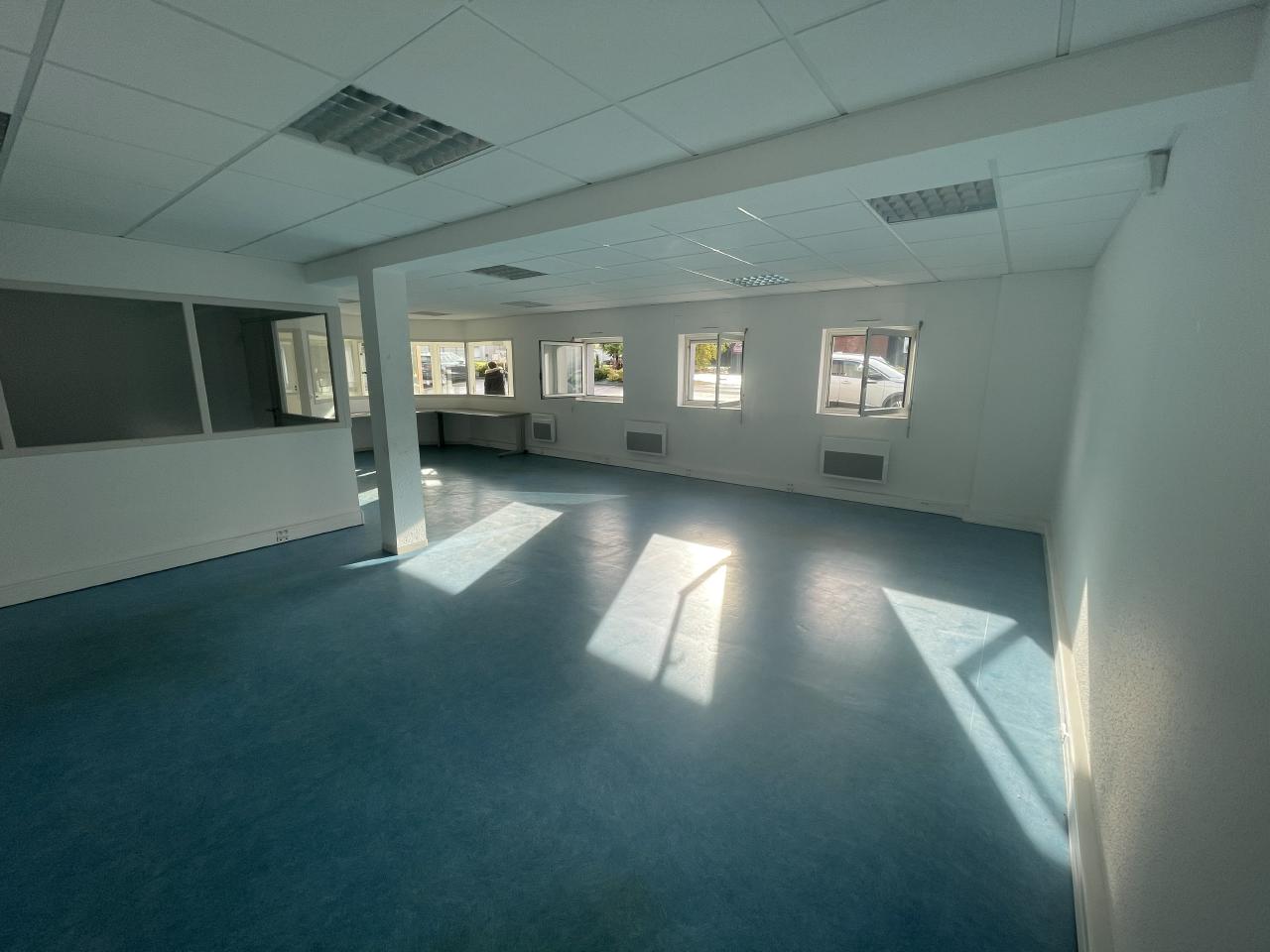 Location local d'activité Vern-sur-Seiche Ille-et-Vilaine OLACT2204985 2