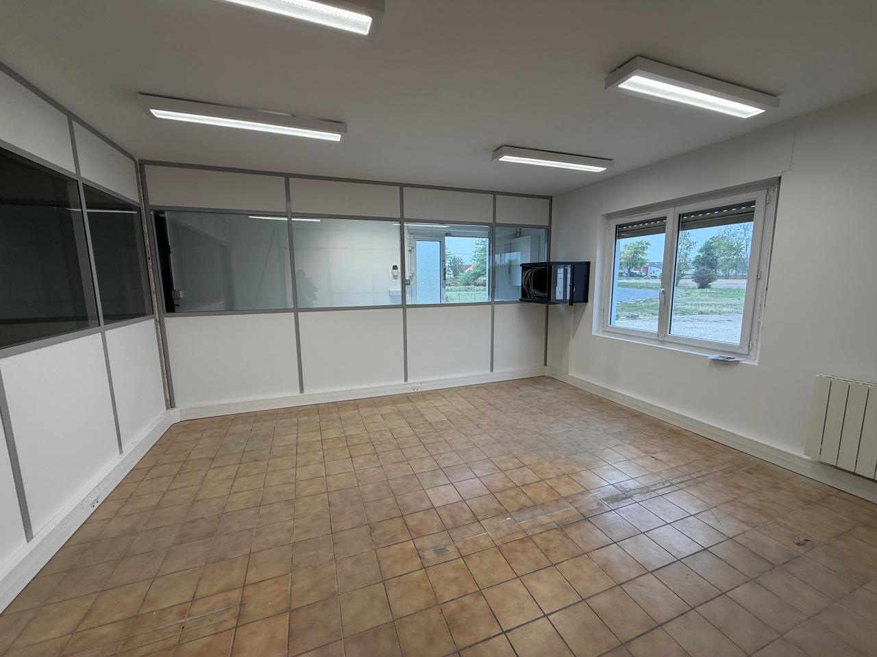 Location local d'activité Fleury-les-Aubrais Loiret OLACT2646169 2