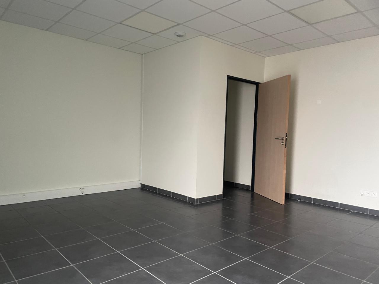 Location local d'activité Meyzieu Rhône OLACT2529228 11