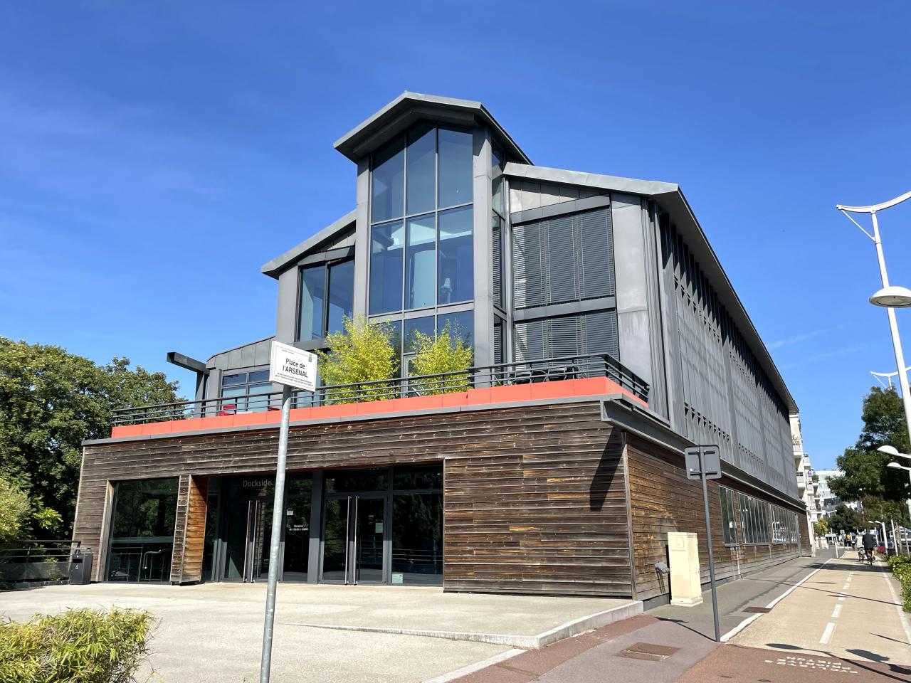 Vente bureau Issy-les-Moulineaux Hauts-de-Seine OVBUR2530034