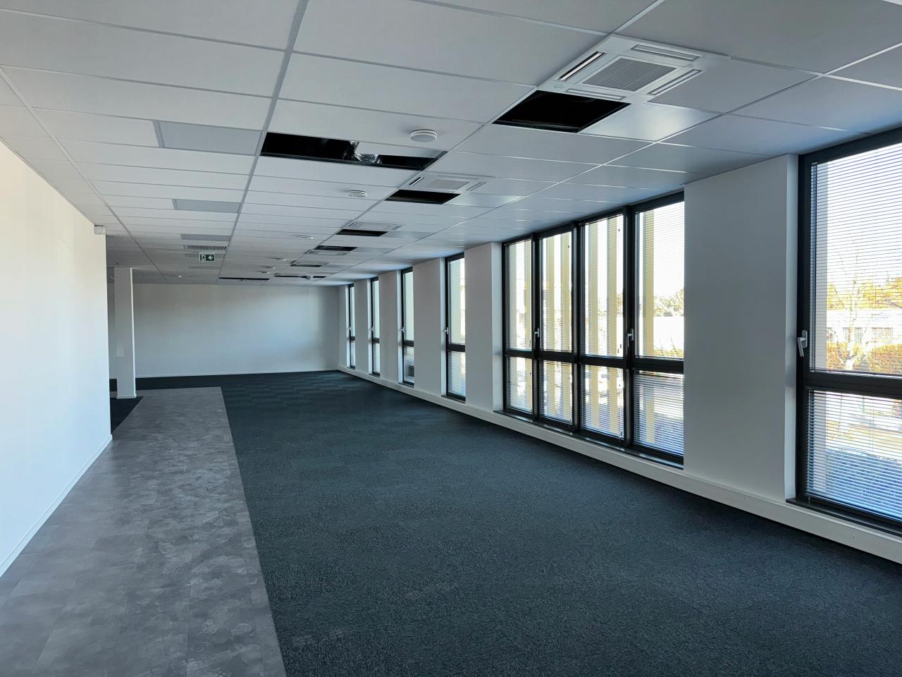 Location bureau Aix-en-Provence Bouches-du-Rhône OLBUR2115159 9