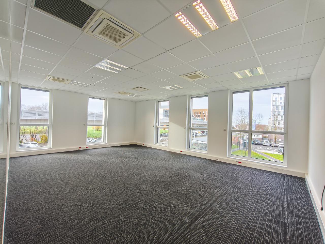 Location bureau Cesson-Sévigné Ille-et-Vilaine OLBUR2537624 2