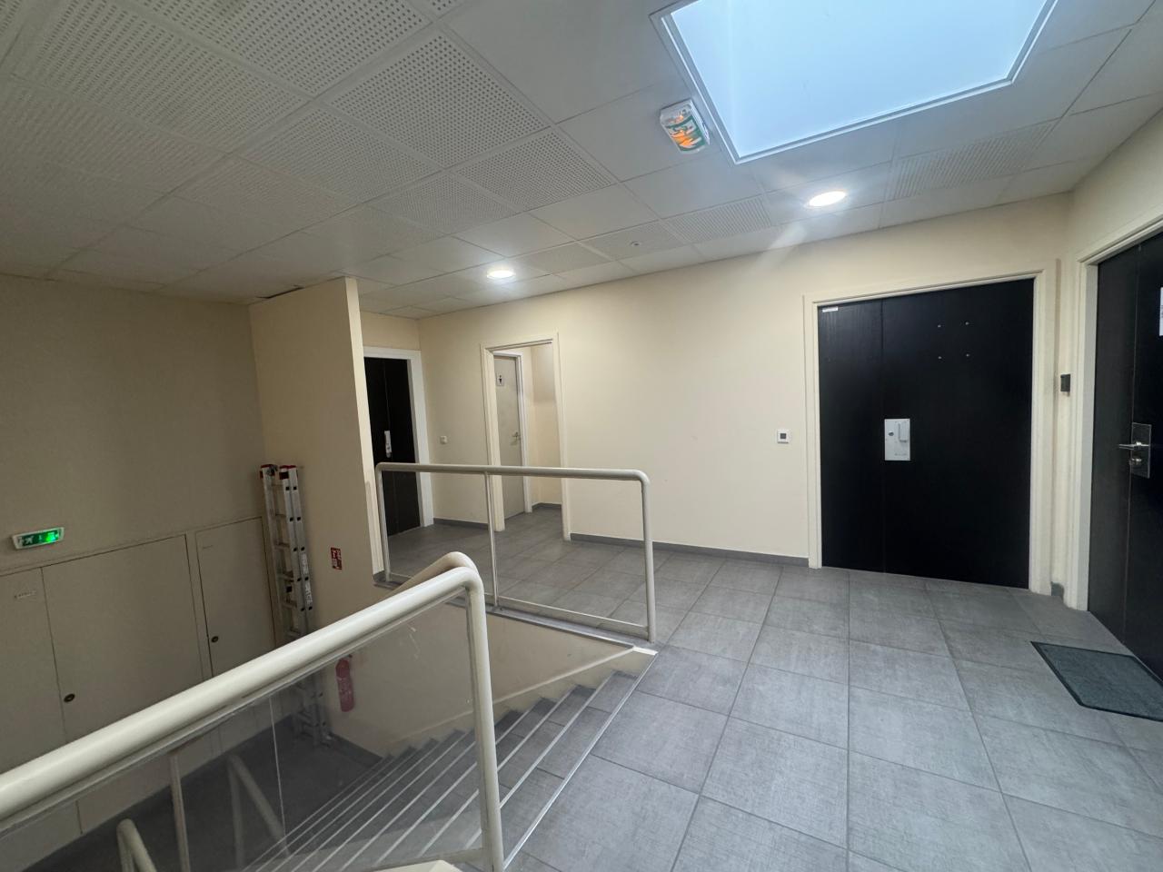 Location bureau Aix-en-Provence Bouches-du-Rhône OLBUR2115070 19