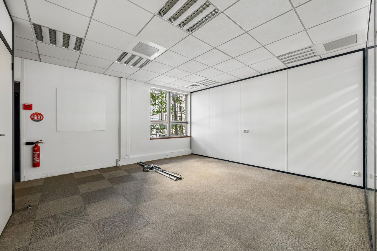 Vente bureau Montreuil Seine-Saint-Denis OVBUR2426328 12