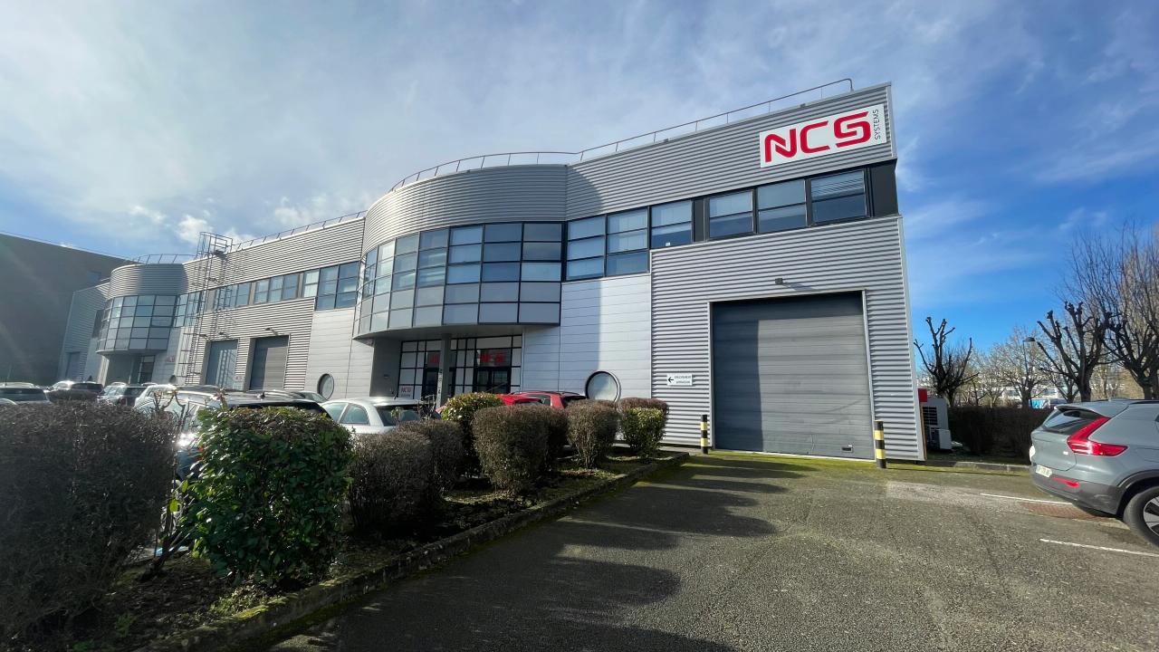 Location local d'activité Élancourt Yvelines OLACT2532460 2
