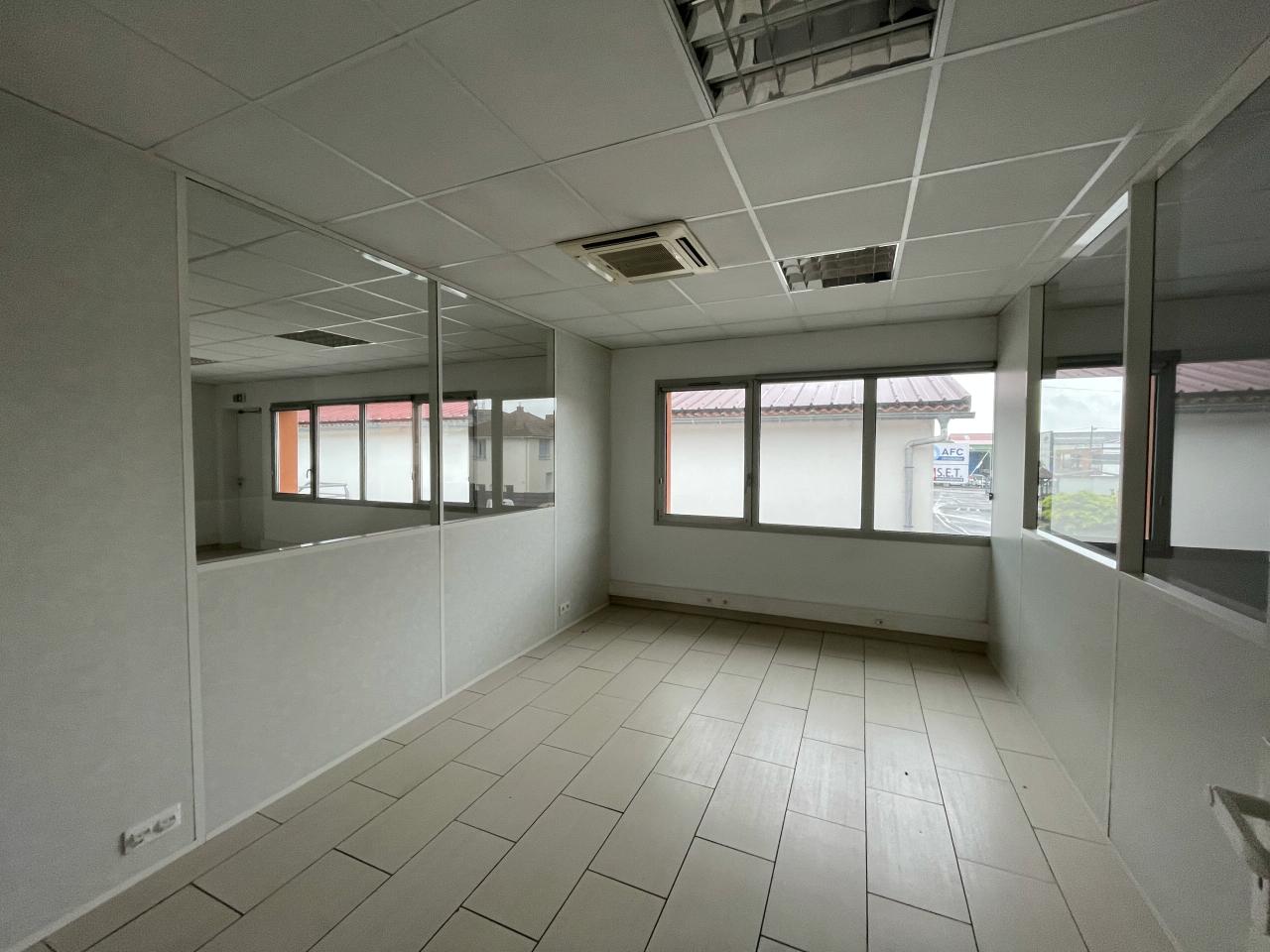 Location bureau Décines-Charpieu Rhône OLBUR2108962 9