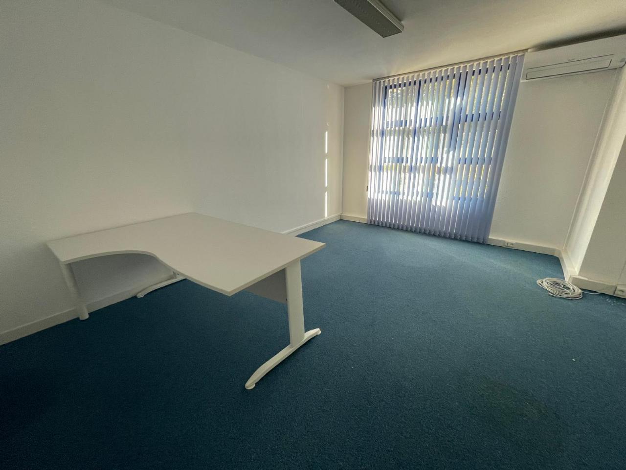 Location bureau Saint-Clément-de-Rivière Hérault OLBUR2423390 8