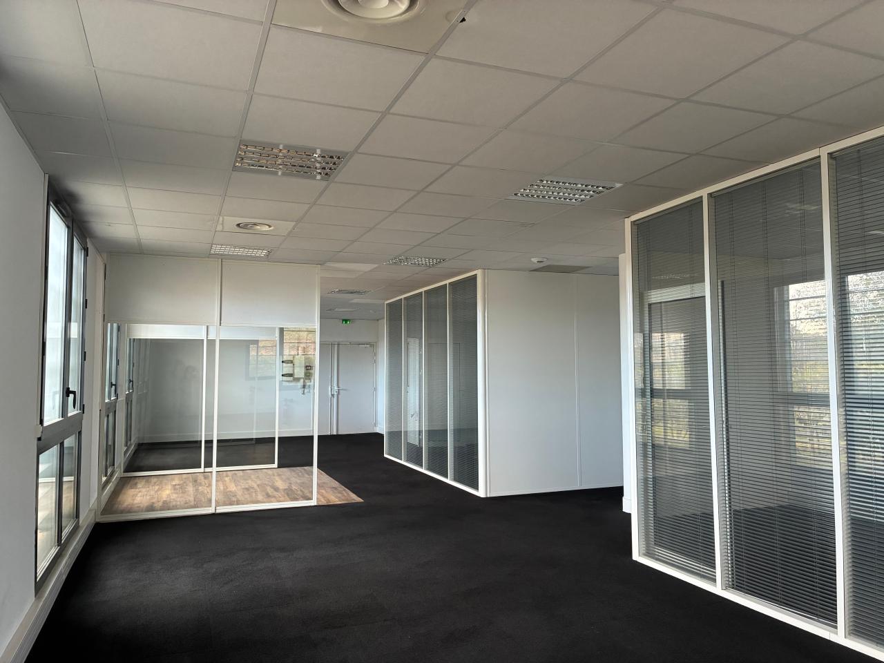 Location bureau Aix-en-Provence Bouches-du-Rhône OLBUR2531599 16