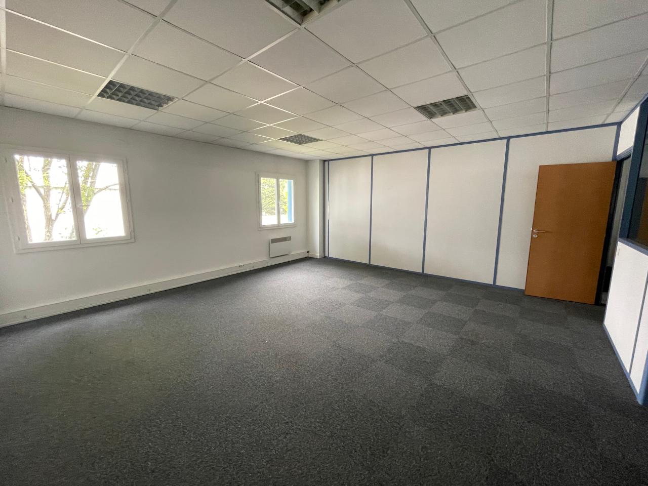 Vente local d'activité Coignières Yvelines OVACT2315861 20