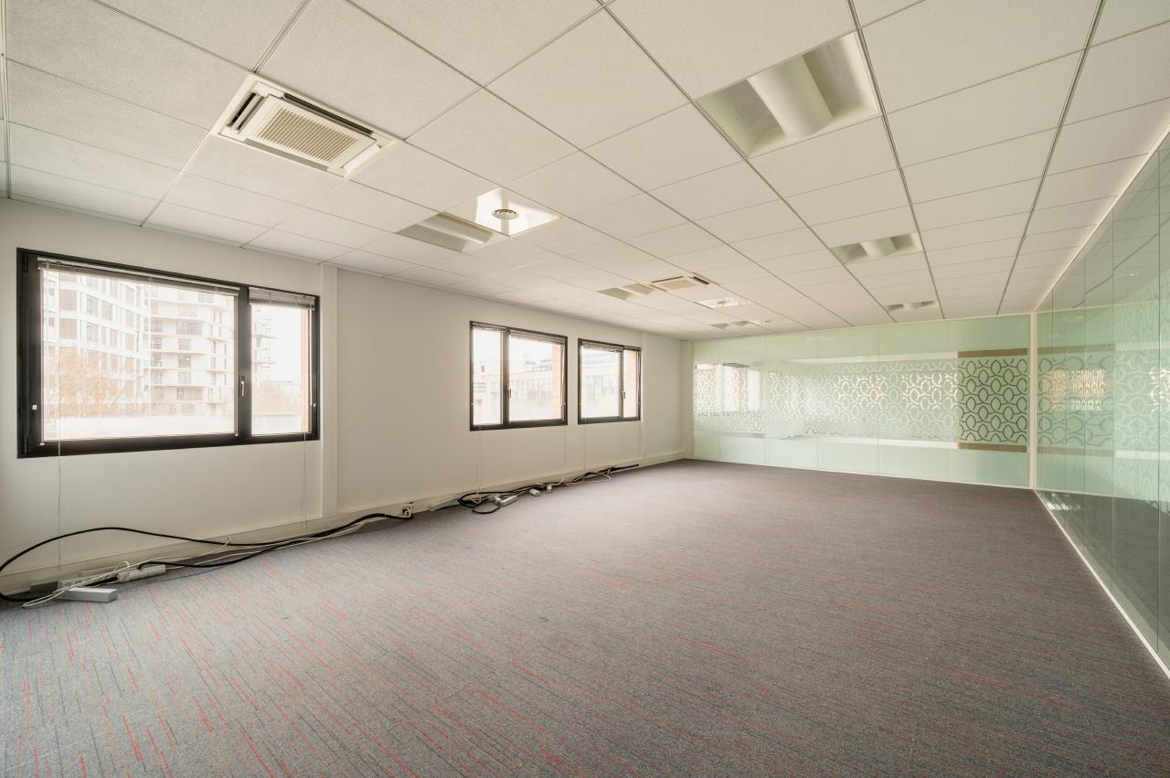 Location bureau Issy-les-Moulineaux Hauts-de-Seine OLBUR2119672 2