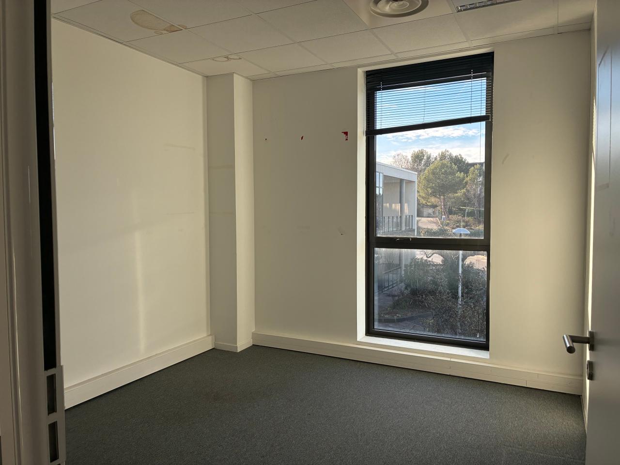 Location bureau Aix-en-Provence Bouches-du-Rhône OLBUR2314514 33