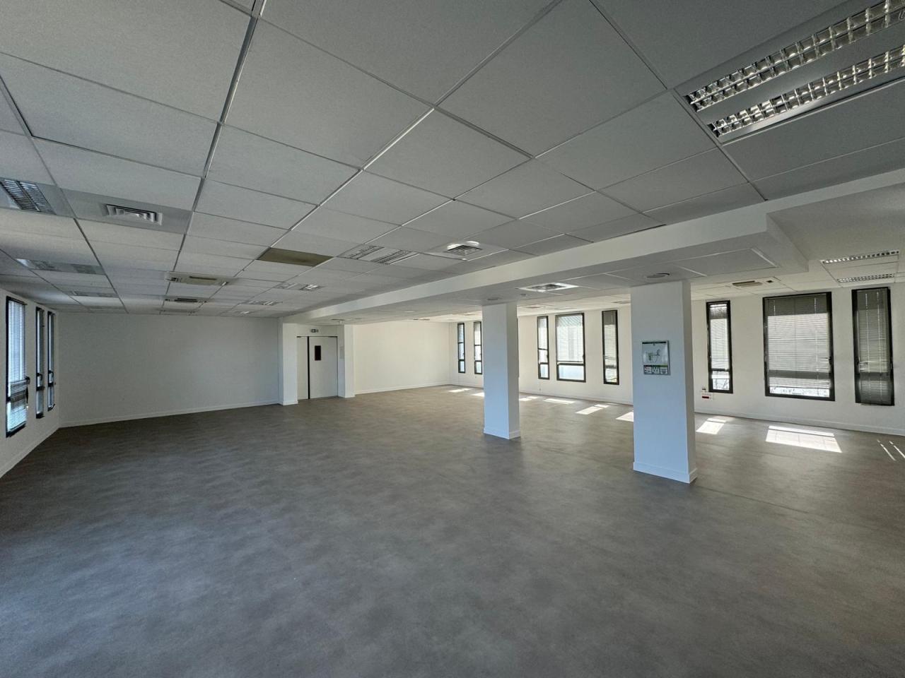 Location bureau Marseille Bouches-du-Rhône OLBUR2313226 12