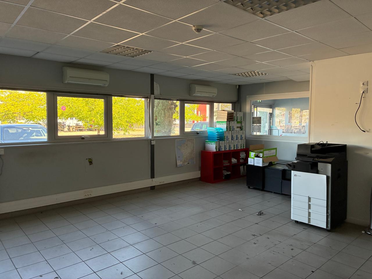 Location entrepôt classe c Blanquefort Gironde OLLOG2645777 2