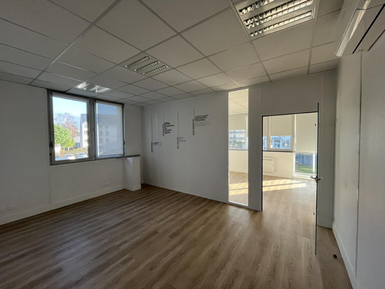 Location bureau Versailles Yvelines OLBUR2314177 10