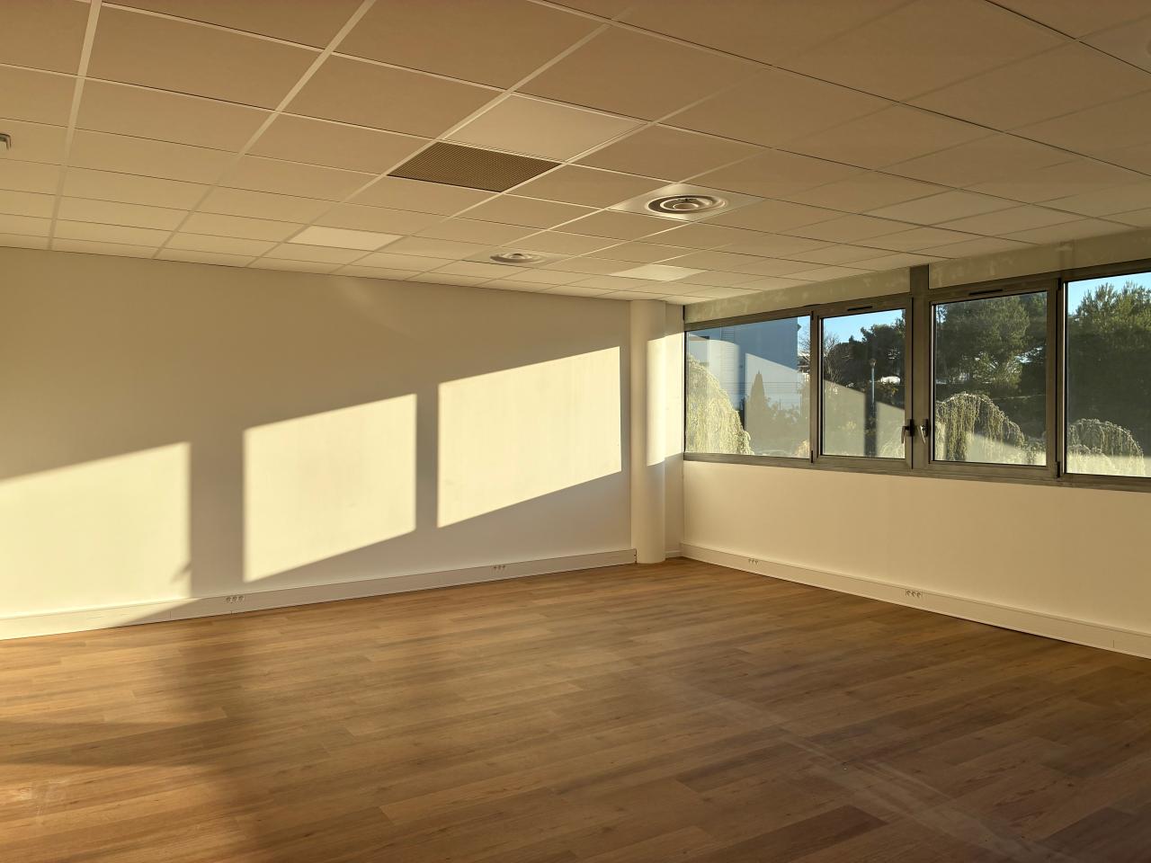 Location bureau Aix-en-Provence Bouches-du-Rhône OLBUR2117207 12