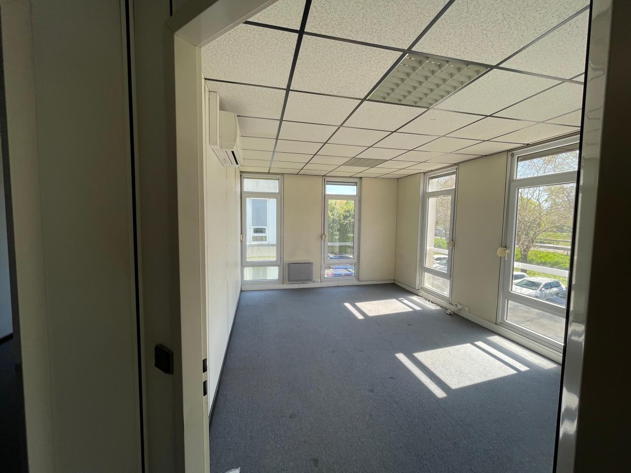 Location bureau Saint-Martin-le-Vinoux Isère OLBUR2531234 5