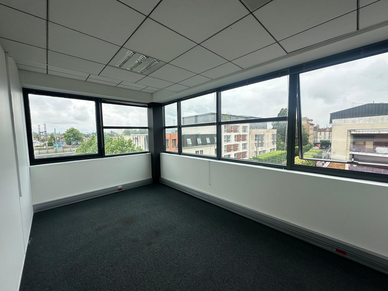 Vente bureau Chelles Seine-et-Marne OVBUR2206577 3