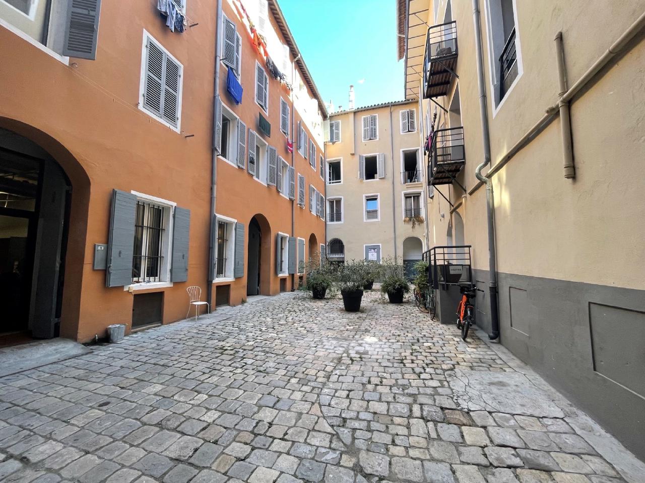 Vente bureau Marseille Bouches-du-Rhône OVBUR2535575 1